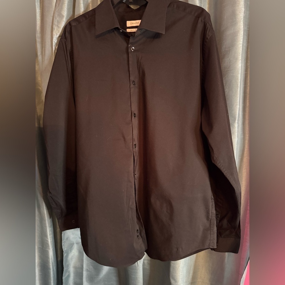 Calvin Klein Black Men’s Buttoned Down Dress Shirt Size 17 -17.5 Slim Fit